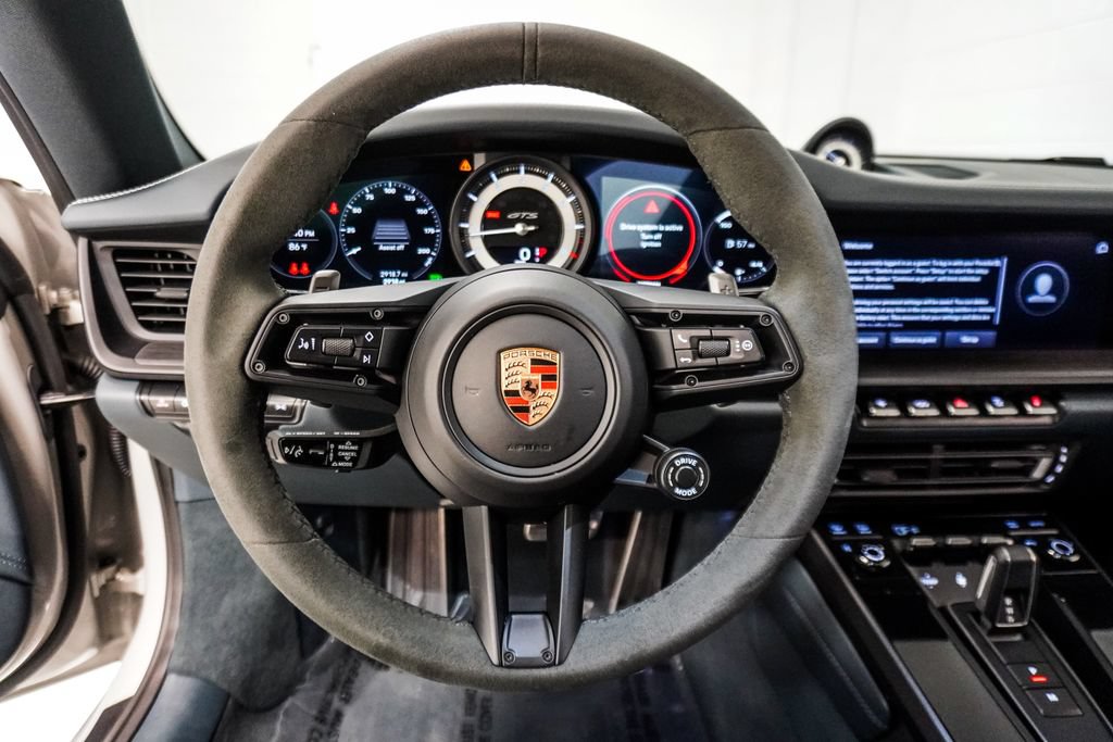 Used 2024 Porsche 911 Carrera 4 GTS AWD/4WD image 10