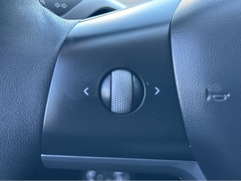 Used 2023 Tesla Model Y Performance image 21