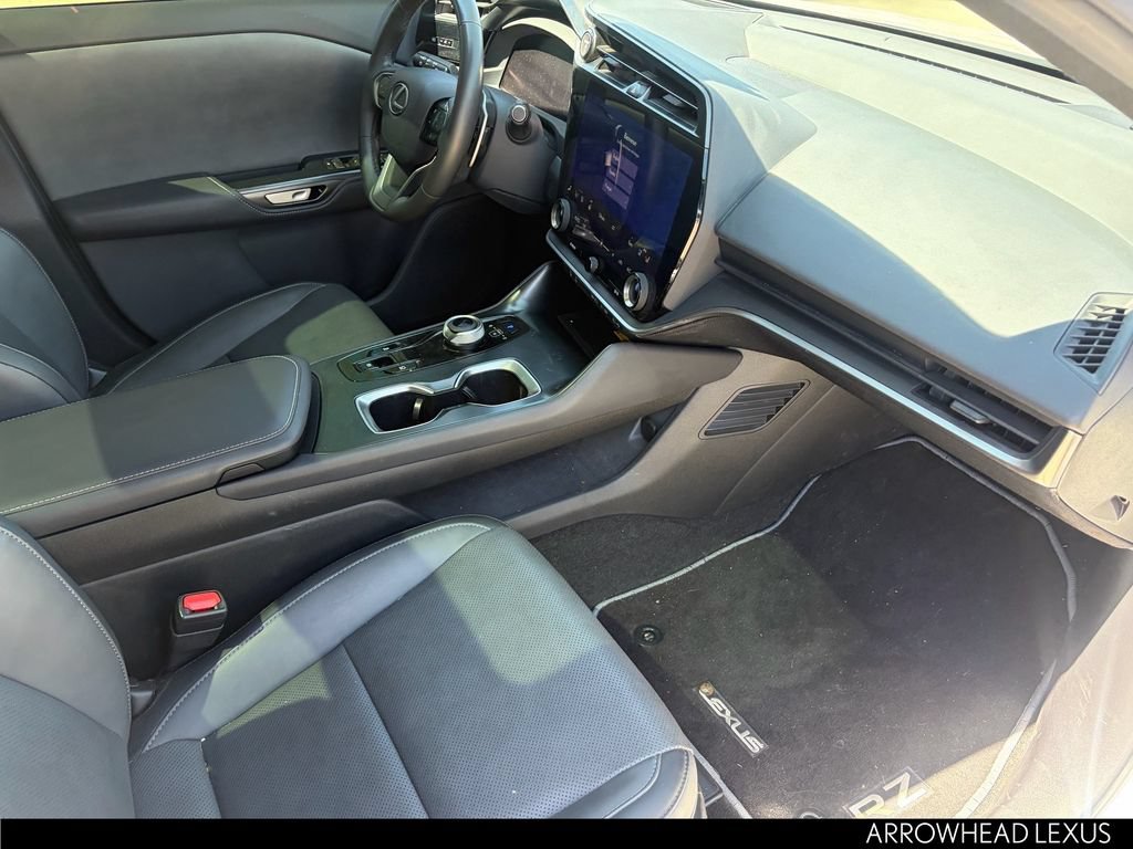 Used 2024 Lexus RZ 300e Premium w/ Technology Package FWD image 34