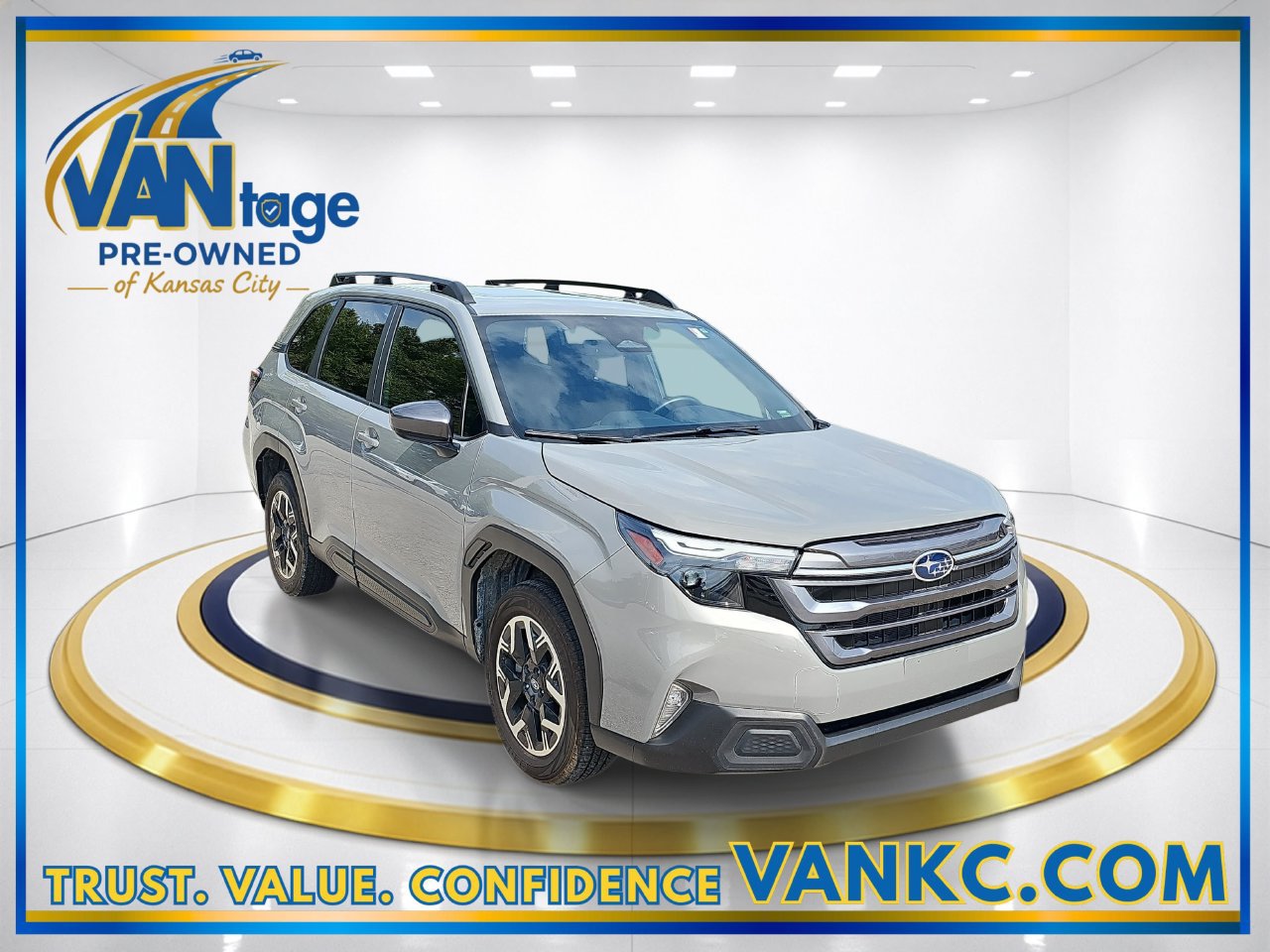 Used 2025 Subaru Forester Premium w/ Convenience Package #1 AWD/4WD image 3