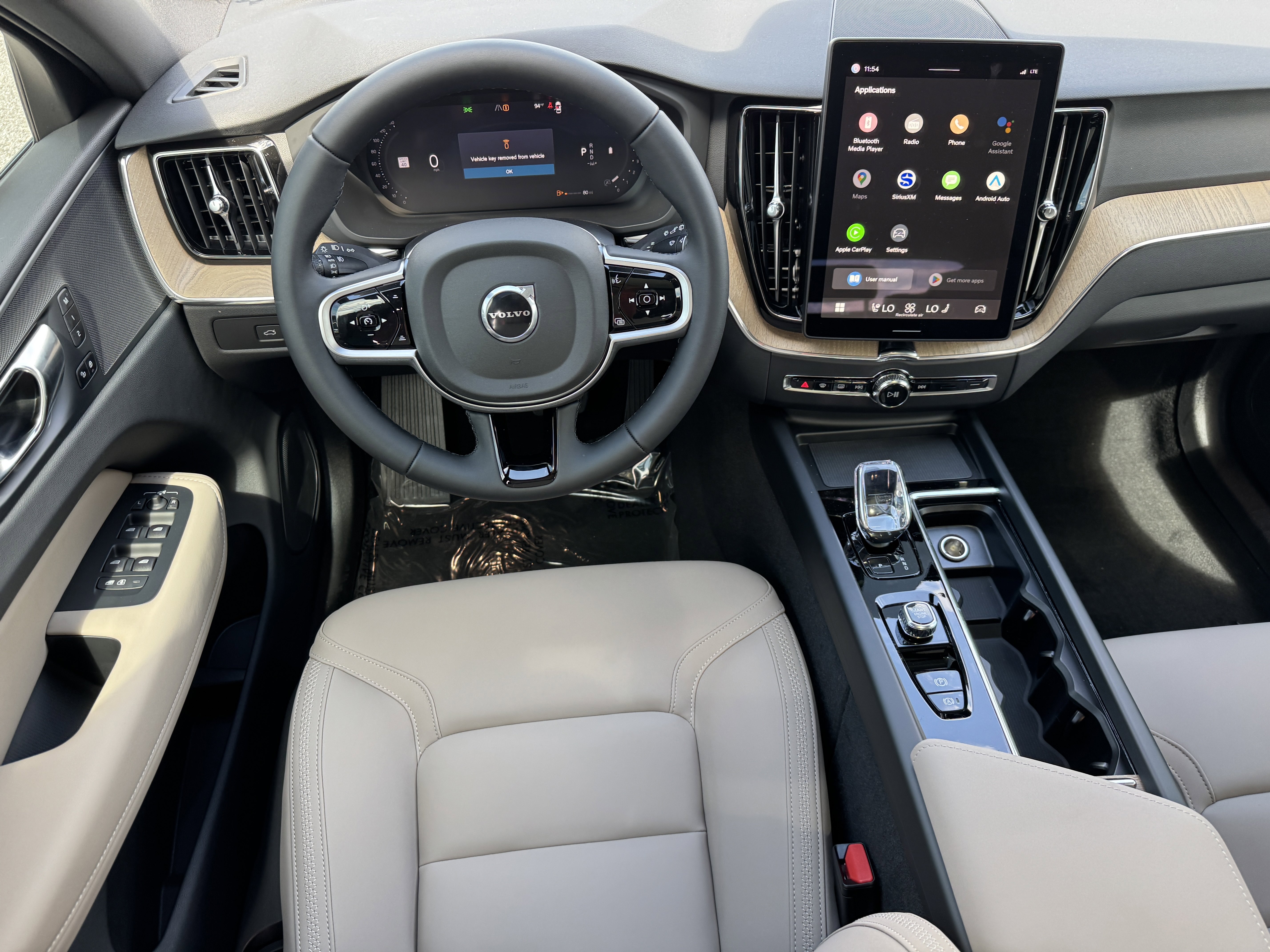 New 2026 Volvo XC60 B5 Plus w/ Protection Package Premier image 14