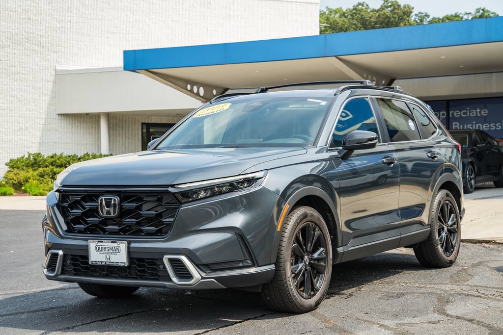 Used 2023 Honda CR-V Sport Touring image 3
