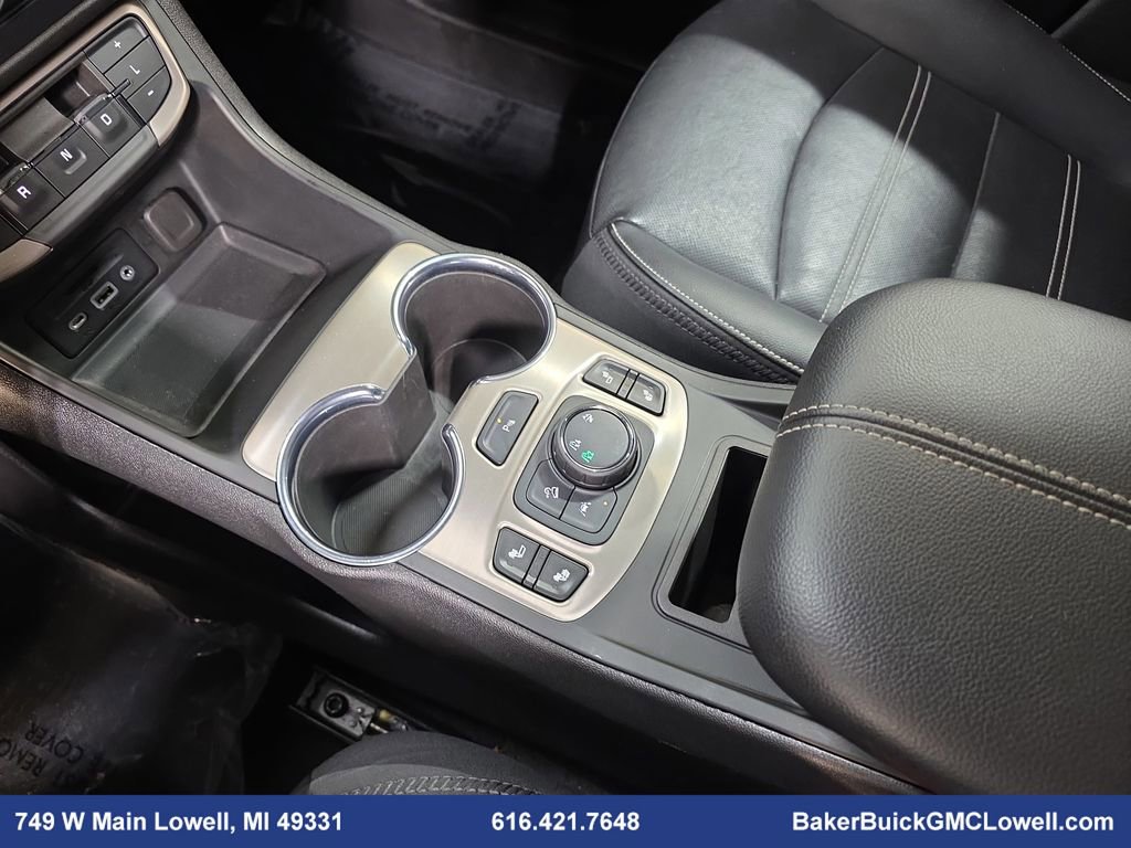 Used 2023 GMC Terrain Denali image 24