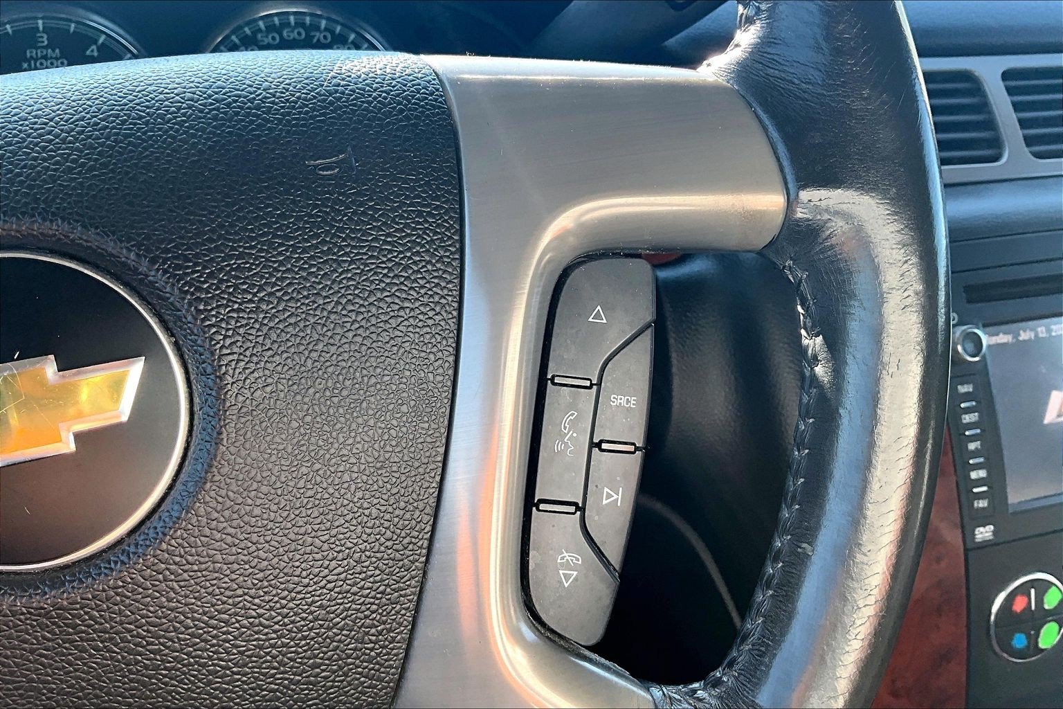 Used 2014 Chevrolet Tahoe LTZ AWD/4WD image 24