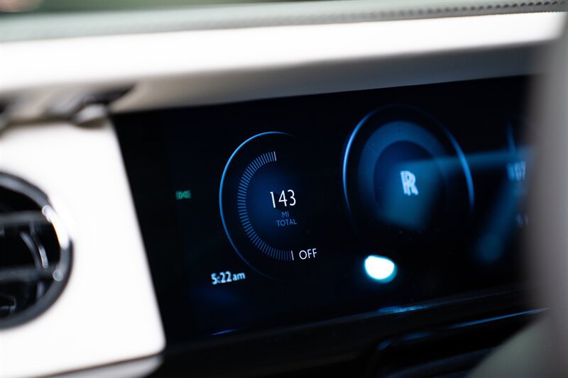 Used 2026 Rolls-Royce Phantom Sedan RWD image 30