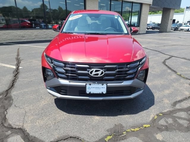 Used 2026 Hyundai Tucson SE AWD/4WD image 2