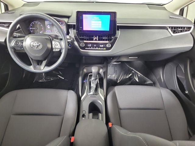 Used 2025 Toyota Corolla LE w/ Convenience Package FWD image 16