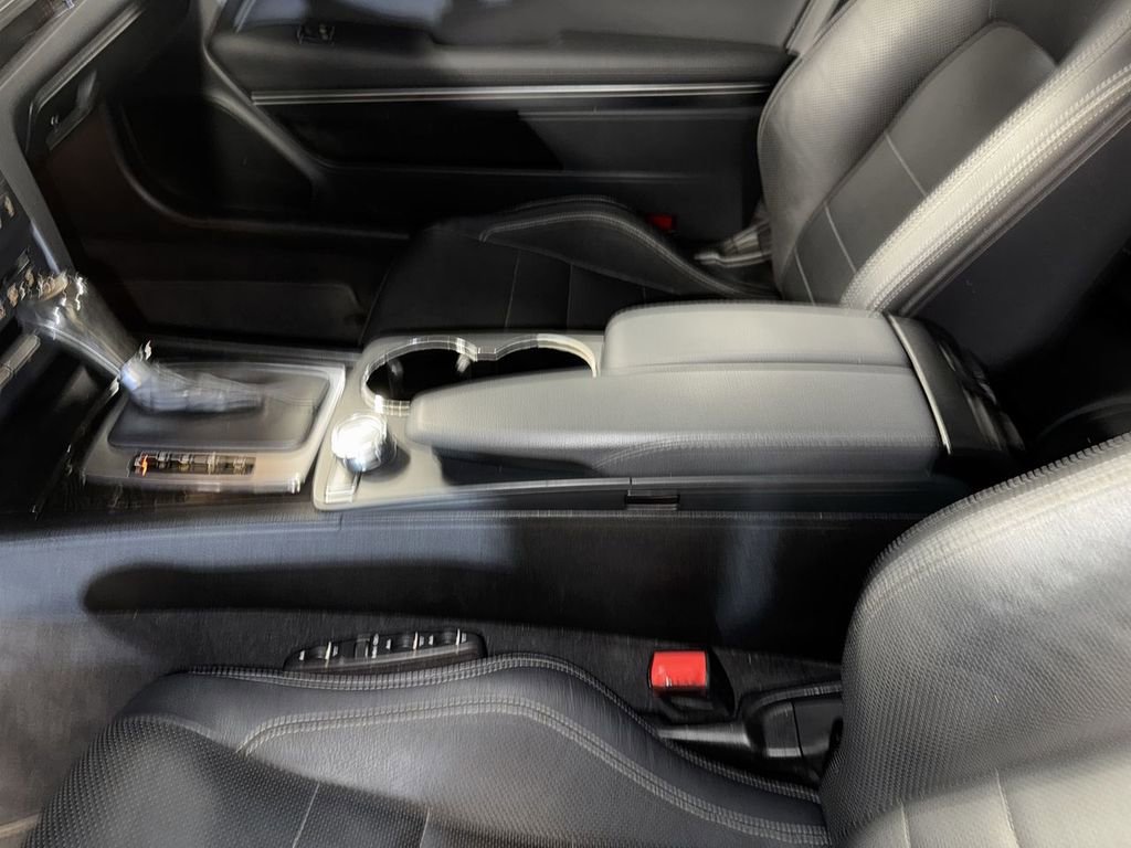 Used 2013 Mercedes-Benz E 350 4MATIC Coupe image 28