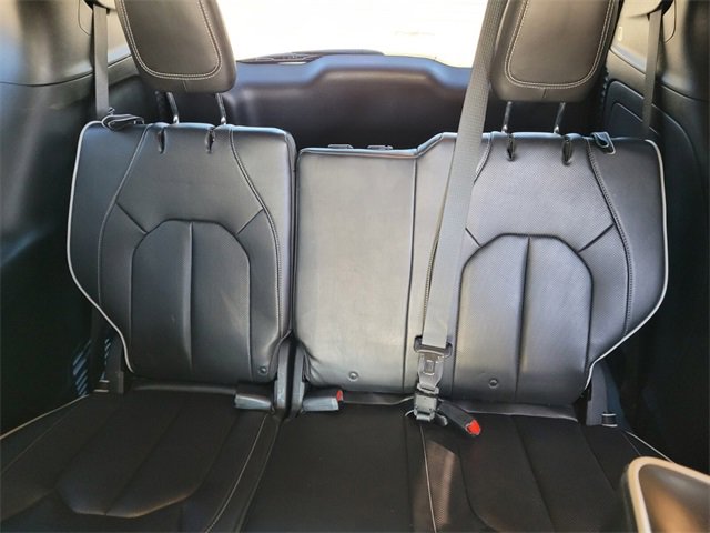 Used 2020 Chrysler Pacifica Limited w/ Advanced Safetytec Group image 14