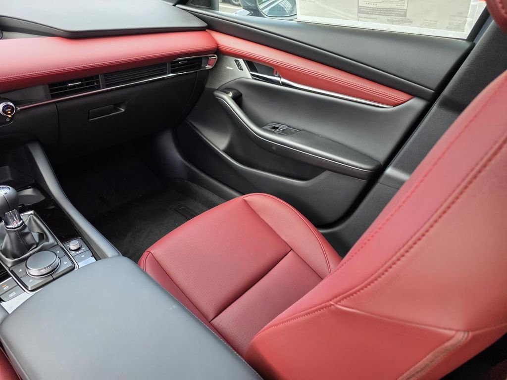 New 2026 MAZDA MAZDA3 2.5 S Hatchback w/ Premium Pkg FWD image 27