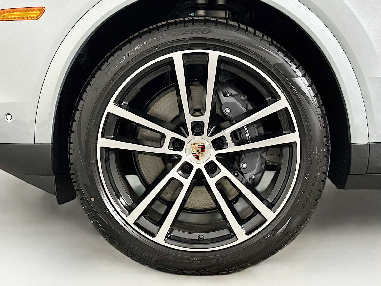 New 2026 Porsche Cayenne Coupe image 32