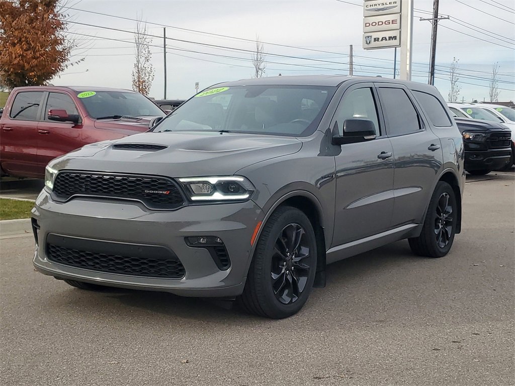 Used 2022 Dodge Durango R/T w/ Trailer Tow Group IV image 2