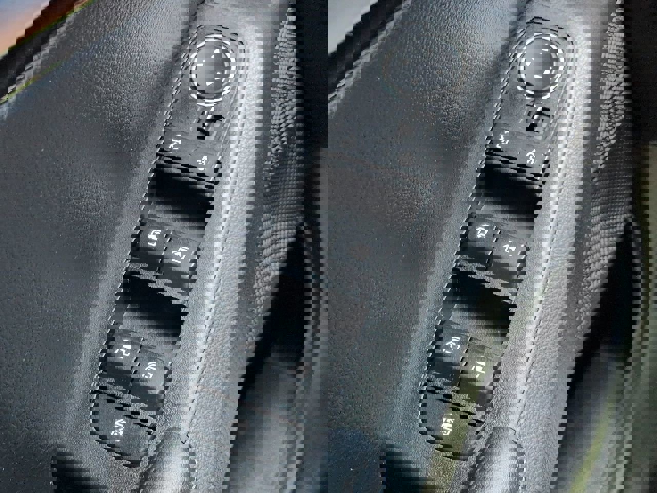 Used 2021 Kia Seltos S FWD image 22