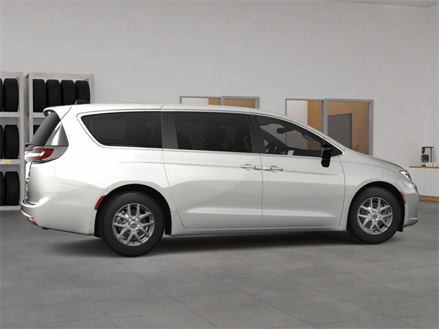 New 2024 Chrysler Pacifica Touring-L image 6