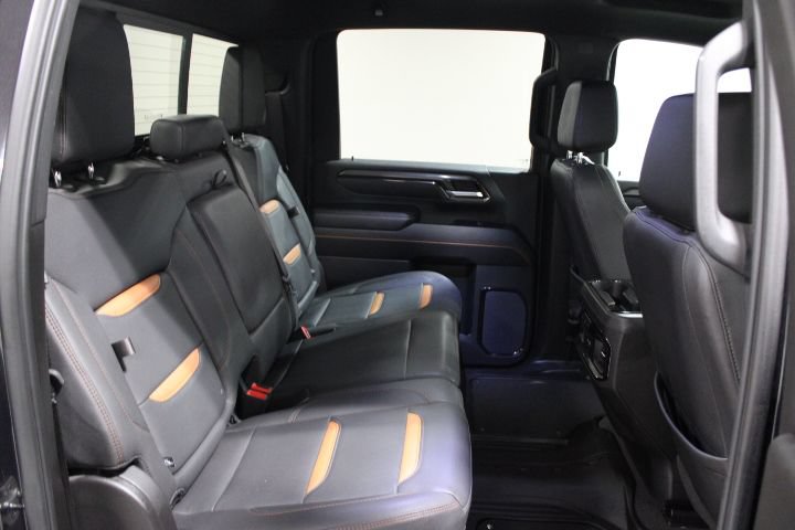 Used 2025 GMC Sierra 2500 AT4 AWD/4WD image 31