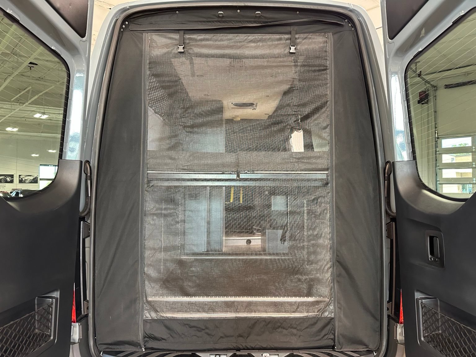 Used 2021 Mercedes-Benz Sprinter 2500 image 39