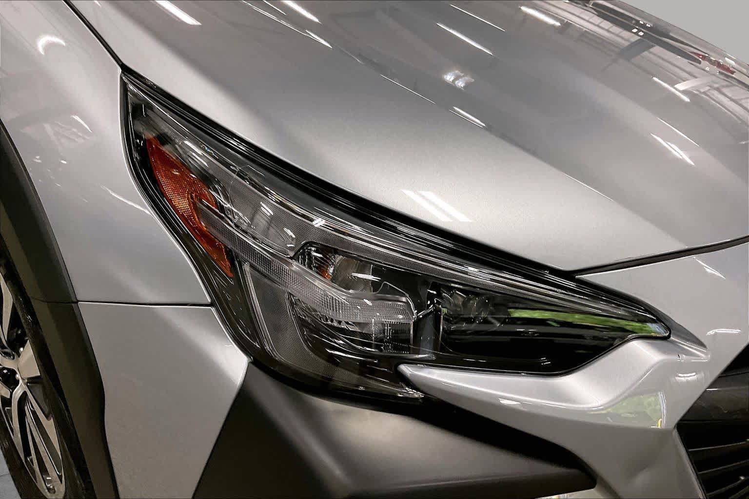 Used 2025 Subaru Outback Premium AWD/4WD image 27