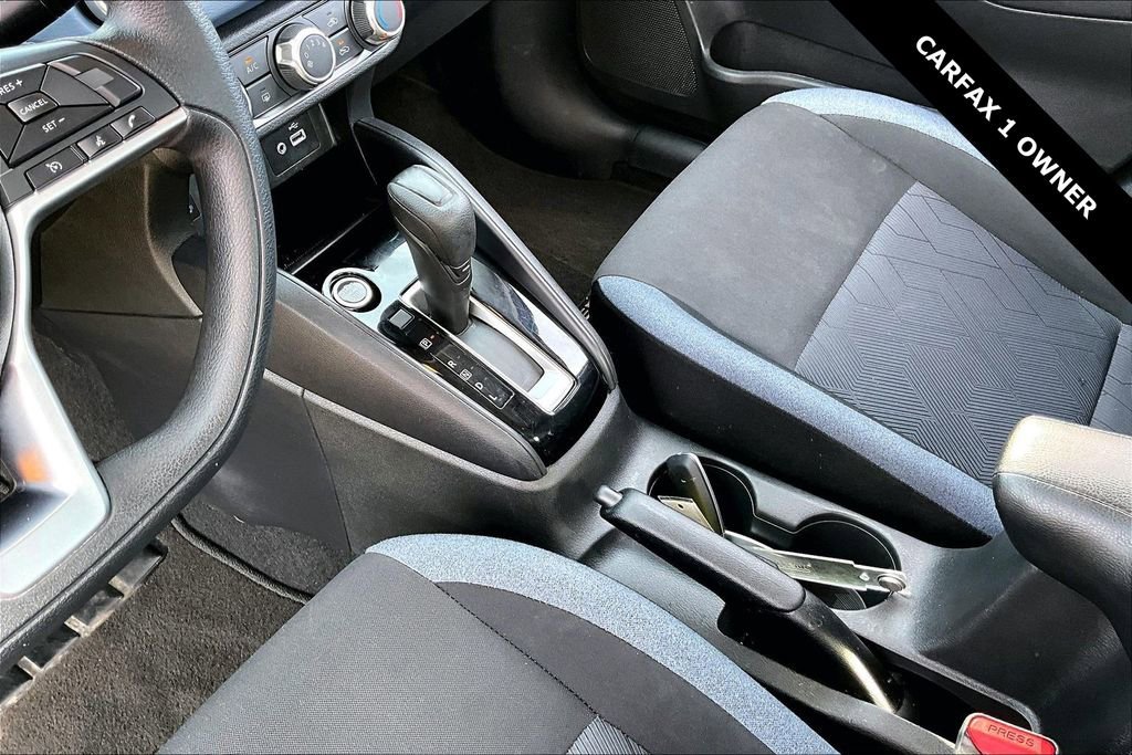 Used 2024 Nissan Versa SV w/ Trunk Package image 17