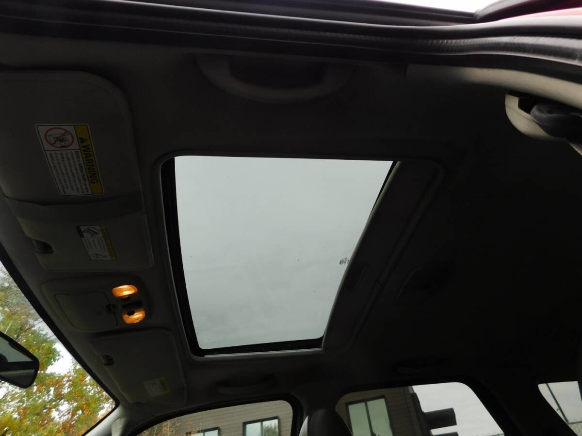 Used 2003 Ford Escape XLT image 14