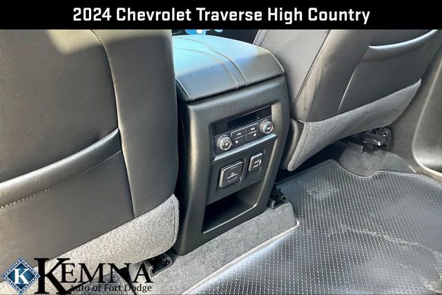 Used 2024 Chevrolet Traverse High Country image 11