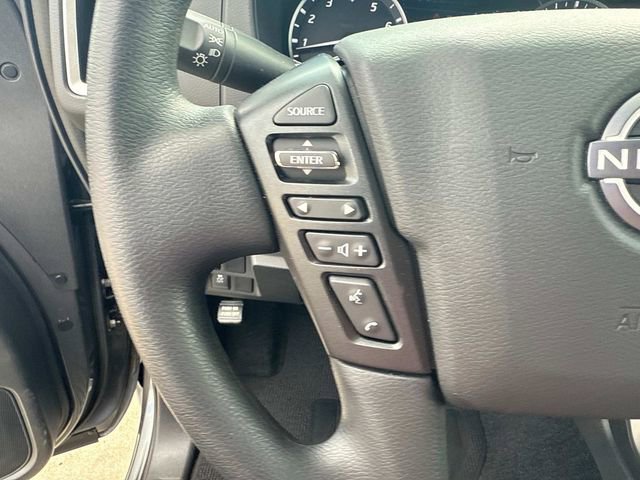 Used 2025 Nissan Frontier SV w/ Tow Package image 30