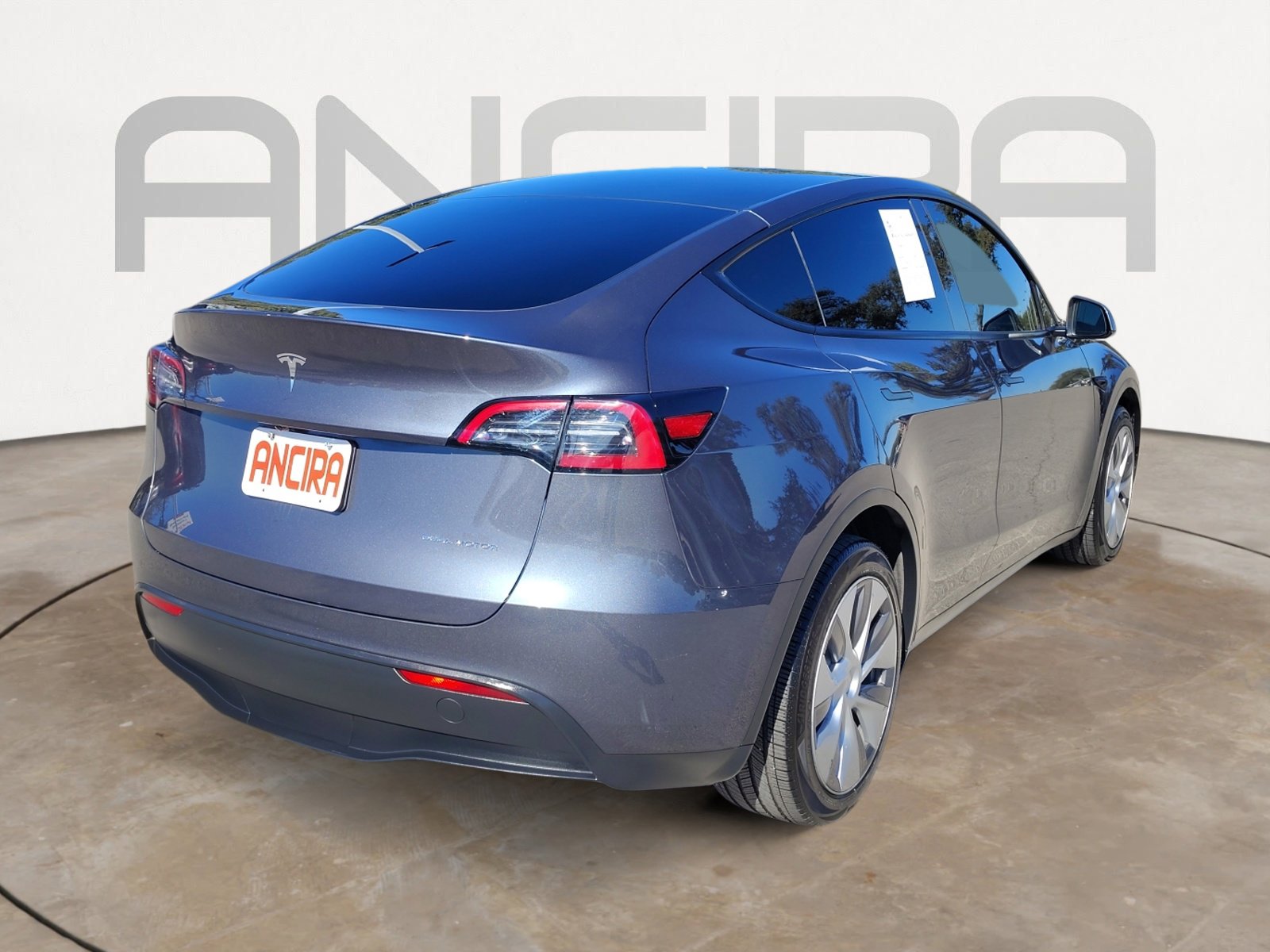 Used 2023 Tesla Model Y Long Range image 14