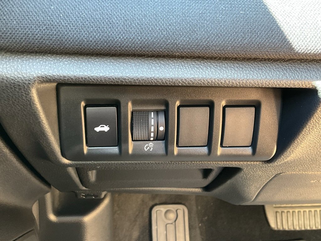Used 2022 Subaru Legacy Premium image 11