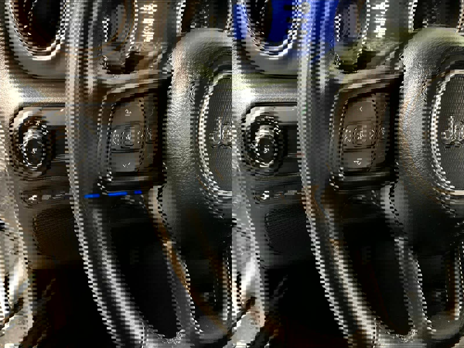 Used 2023 Jeep Wrangler Unlimited w/ Cold Weather Group AWD/4WD image 23