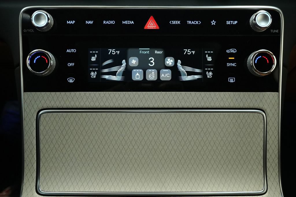 New 2025 Genesis GV80 3.5T Prestige image 41