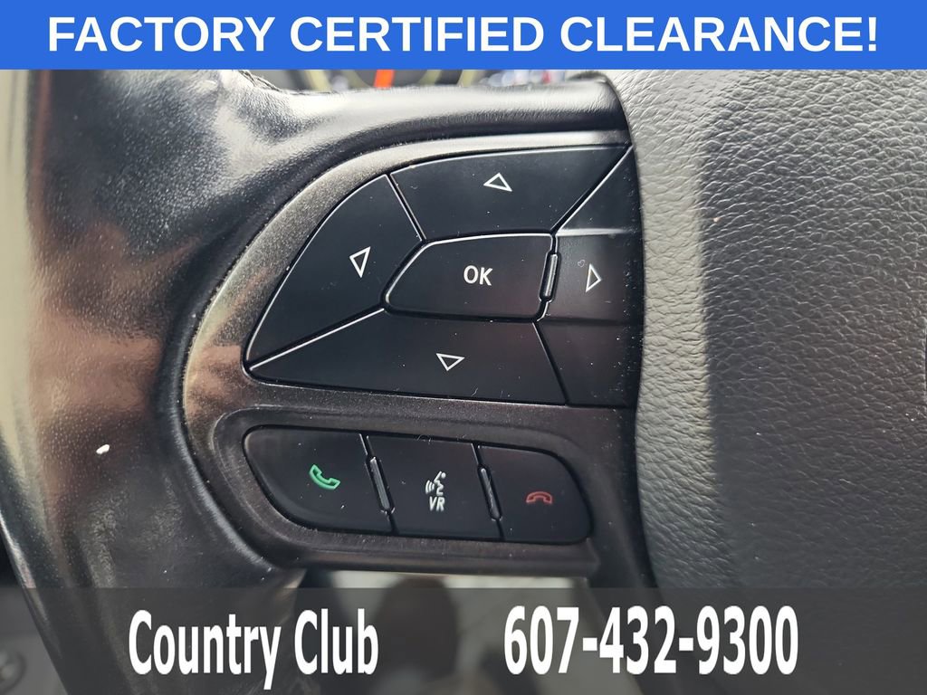 Used 2021 Jeep Cherokee Trailhawk AWD/4WD image 19