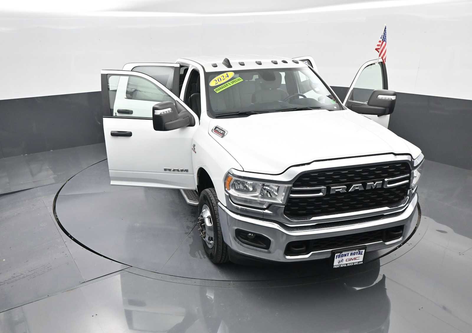 Used 2024 RAM 3500 Big Horn image 37