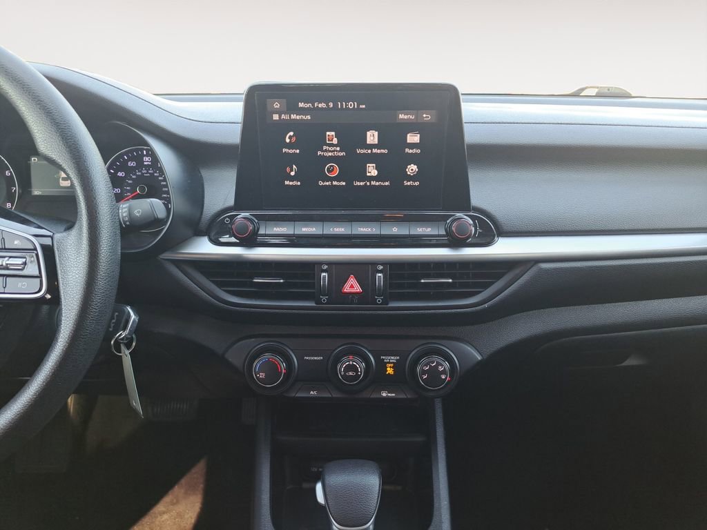 Used 2024 Kia Forte LXS image 11