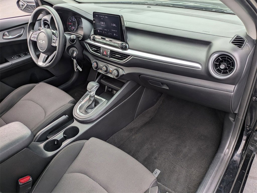 Used 2024 Kia Forte LXS image 29