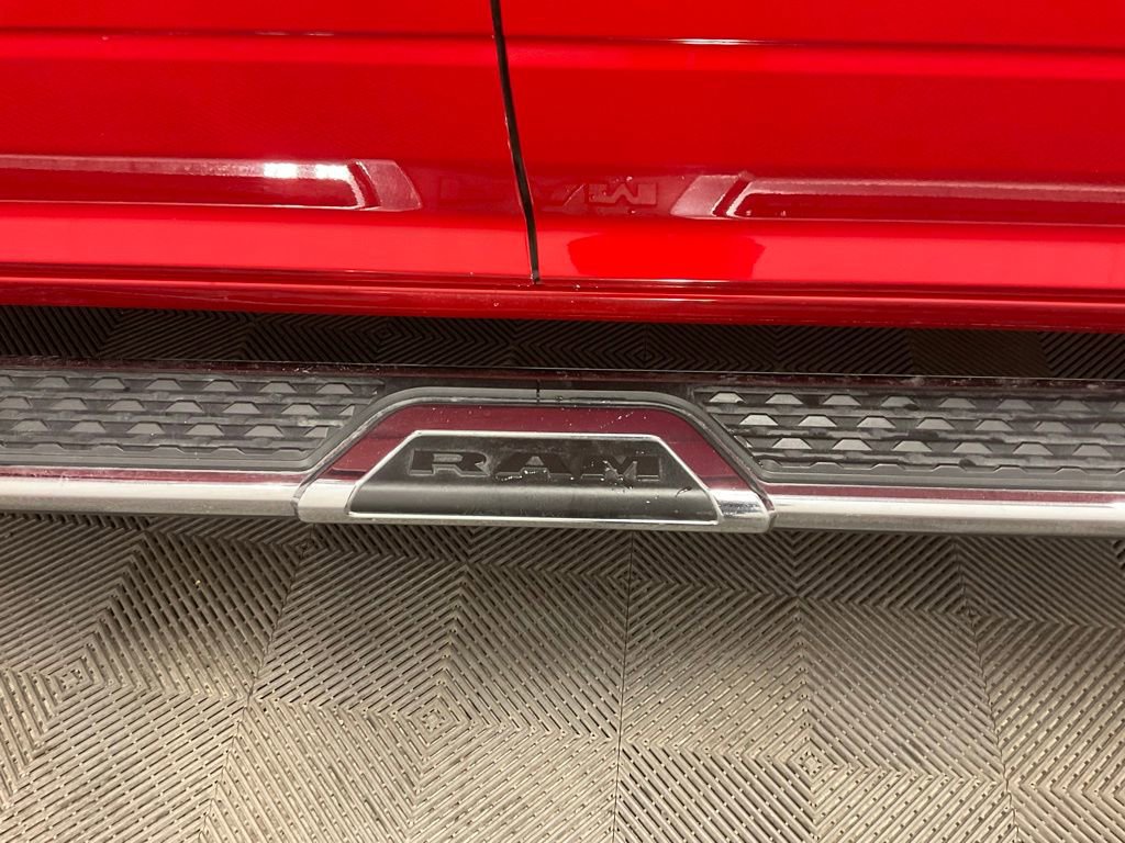 Used 2024 RAM 2500 Big Horn w/ Bed Utility Group image 10