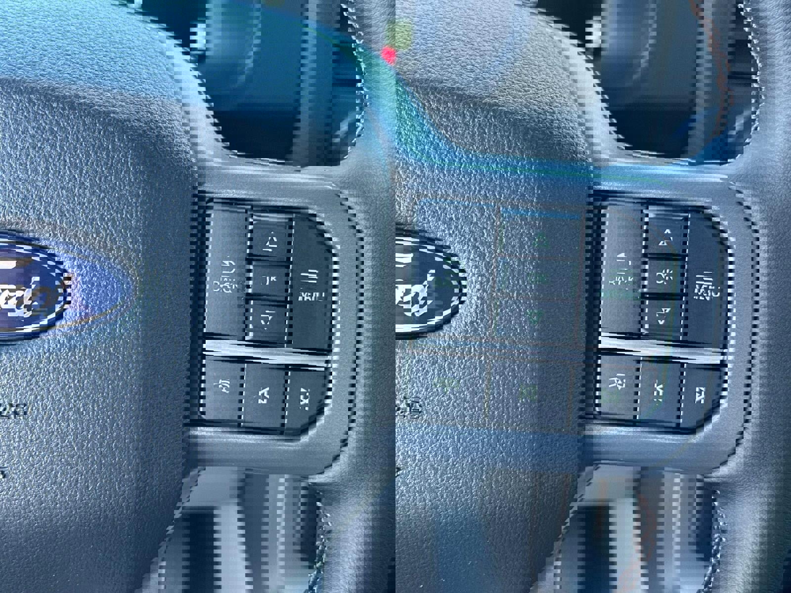 New 2025 Ford F150 Lariat w/ Equipment Group 502A High image 58