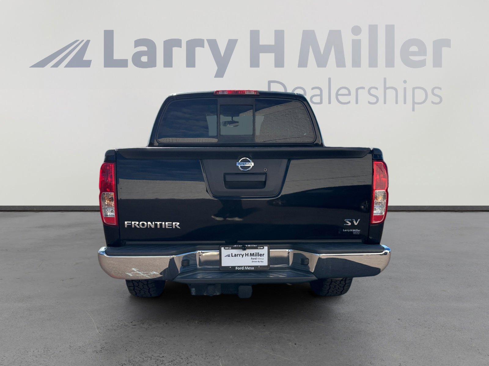 Used 2016 Nissan Frontier SV image 4