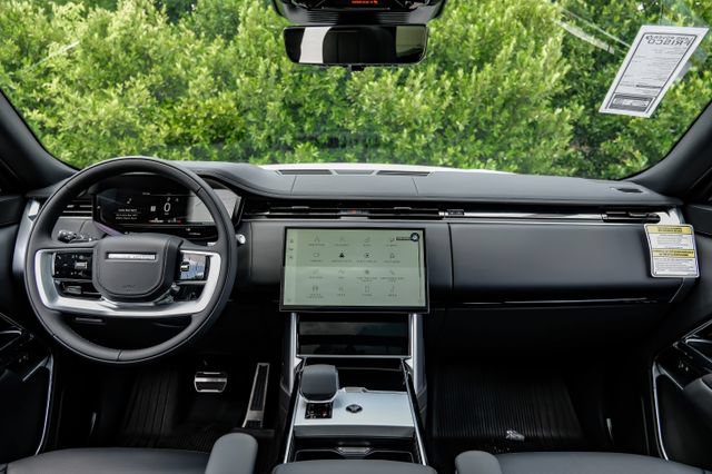New 2026 Land Rover Range Rover SE AWD/4WD image 17
