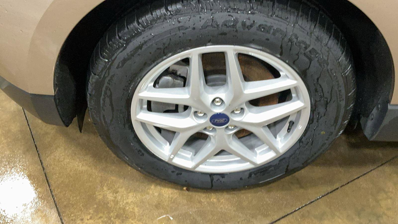 Certified 2021 Ford Edge SEL w/ Convenience Package image 10