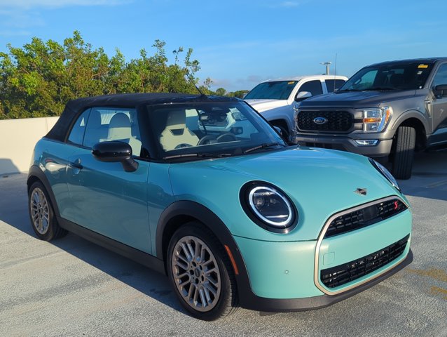 Used 2025 MINI Cooper S FWD image 3