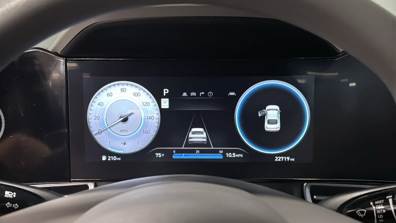 Used 2024 Hyundai Elantra SEL FWD image 14