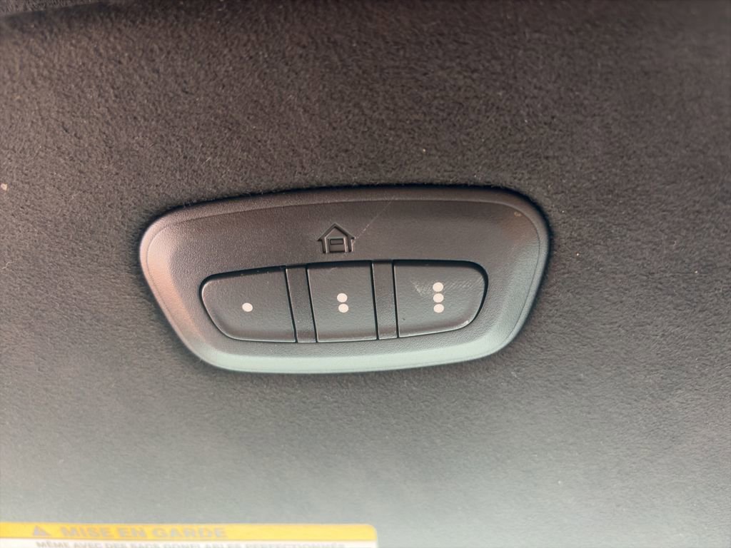 Used 2022 Jeep Grand Wagoneer Series III w/ Rear Seat Video Group 1 image 28