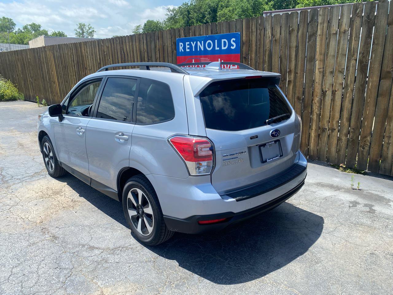 Used 2018 Subaru Forester 2.5i Premium w/ All-Weather Package AWD/4WD image 7