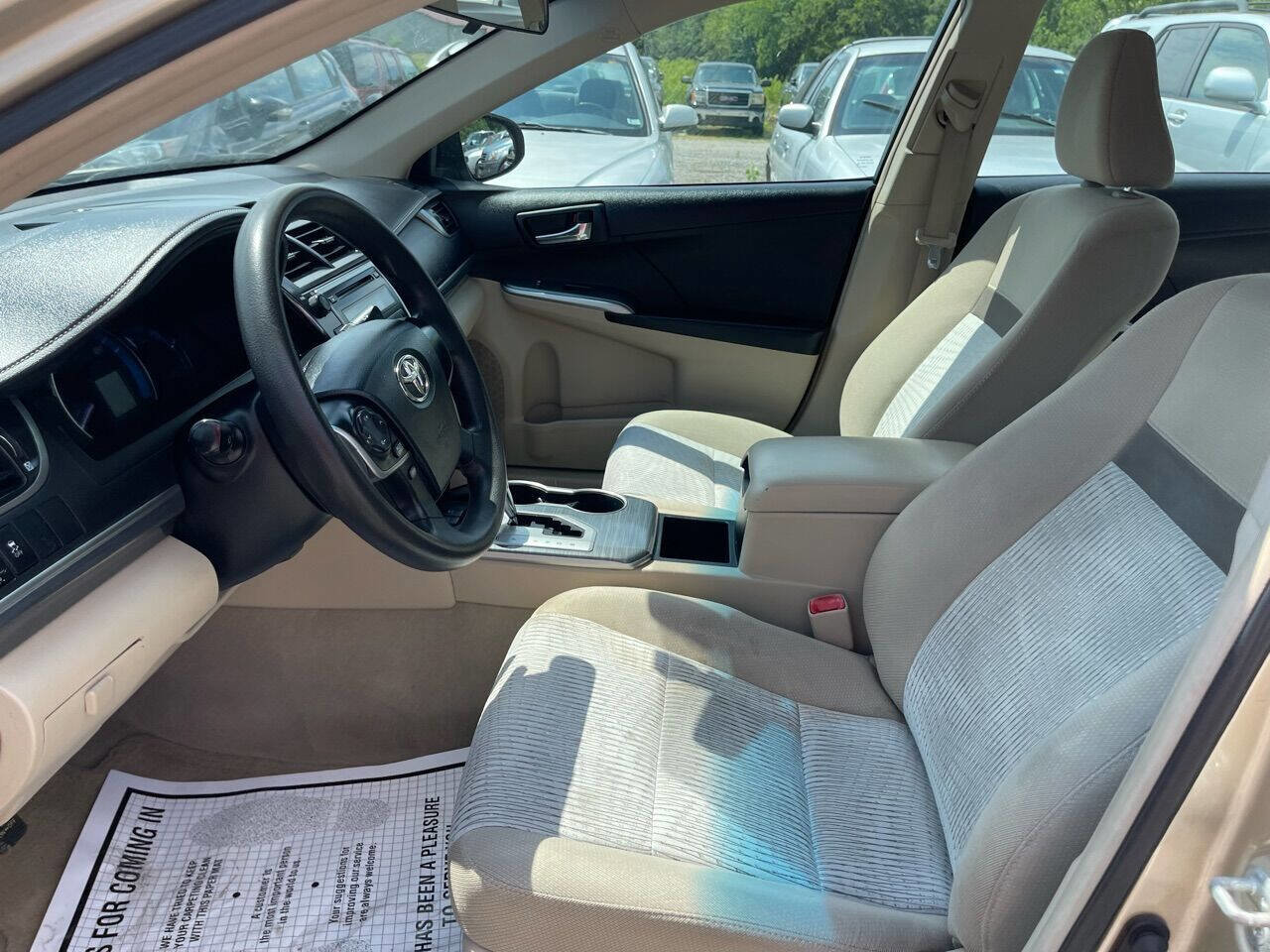 Used 2012 Toyota Camry LE FWD image 10
