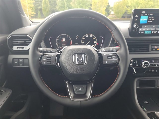 New 2025 Honda Pilot TrailSport image 13