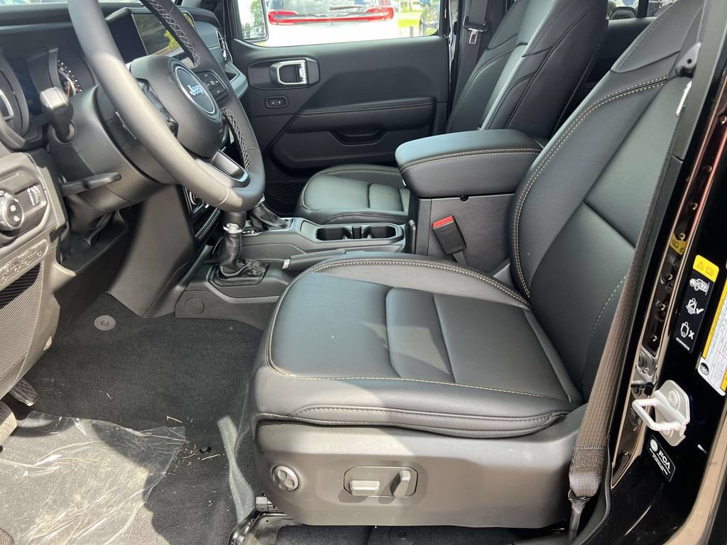 New 2026 Jeep Gladiator Sport AWD/4WD image 15