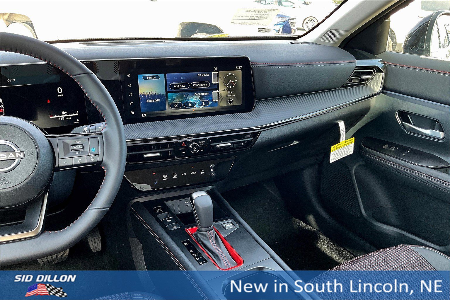 New 2025 Nissan Kicks SR image 7