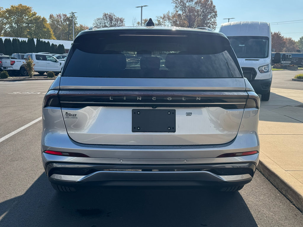 New 2026 Lincoln Nautilus Reserve w/ Jet Appearance Package image 7