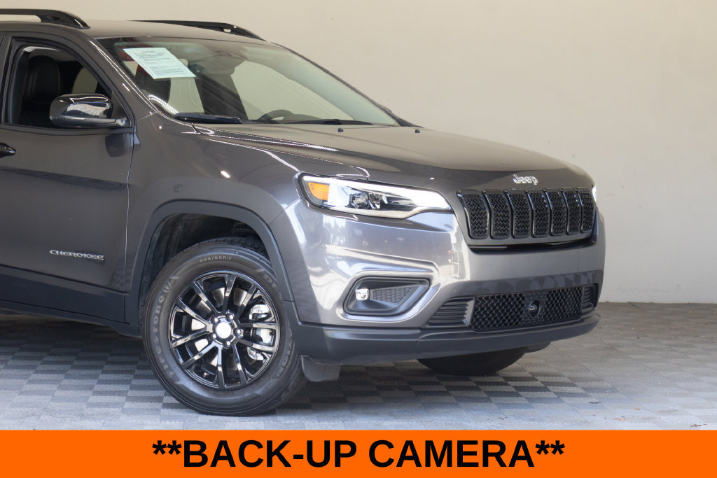 Used 2022 Jeep Cherokee Latitude Lux AWD/4WD image 3