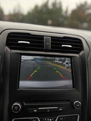 Used 2018 Ford Fusion SE w/ Equipment Group 201A image 14