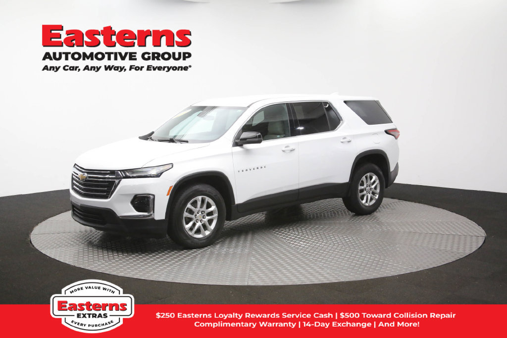 Used 2023 Chevrolet Traverse LS FWD image 55